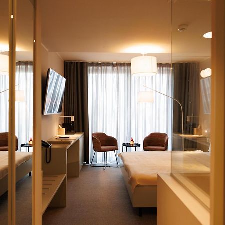 Millennium Hub & Hotel Constanţa Esterno foto